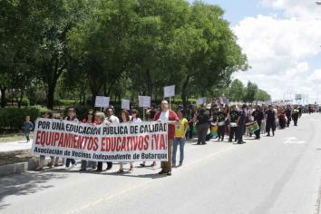 Vecinos exigen la construccin del Ausas March