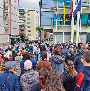 Concentracin contra la guerra en Fuenlabrada