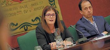 La exalcaldesa socialista, Noelia Posse, durante un pleno de la pasada legislatura