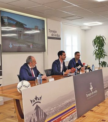 Presentacin de la nueva Ciudad del Ftbol de Torrejn